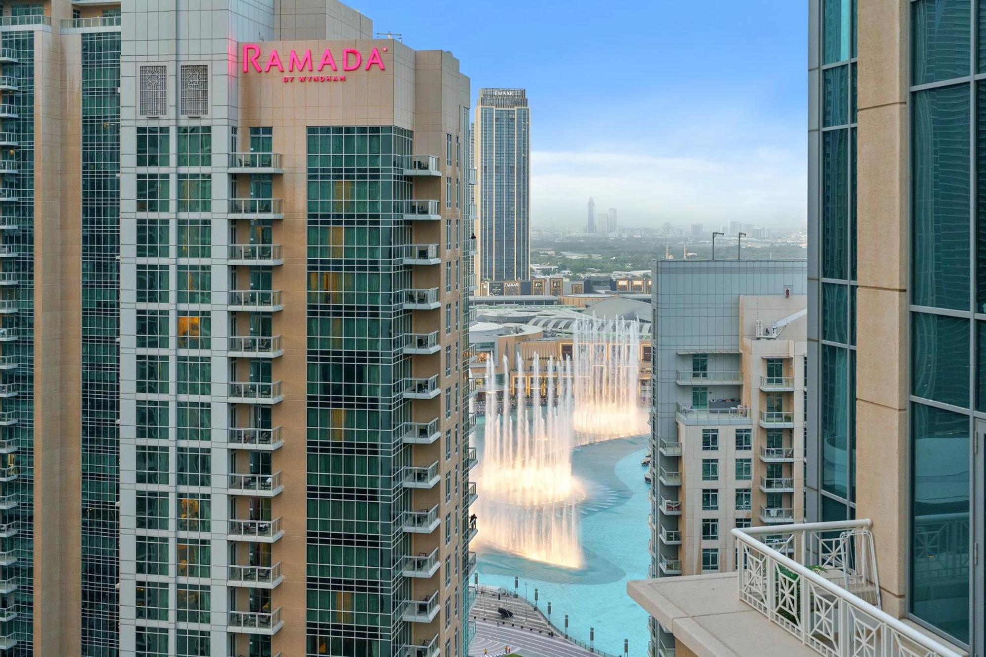 First Class 3Br Burj Khalifa & Fountain View Dubai Esterno foto